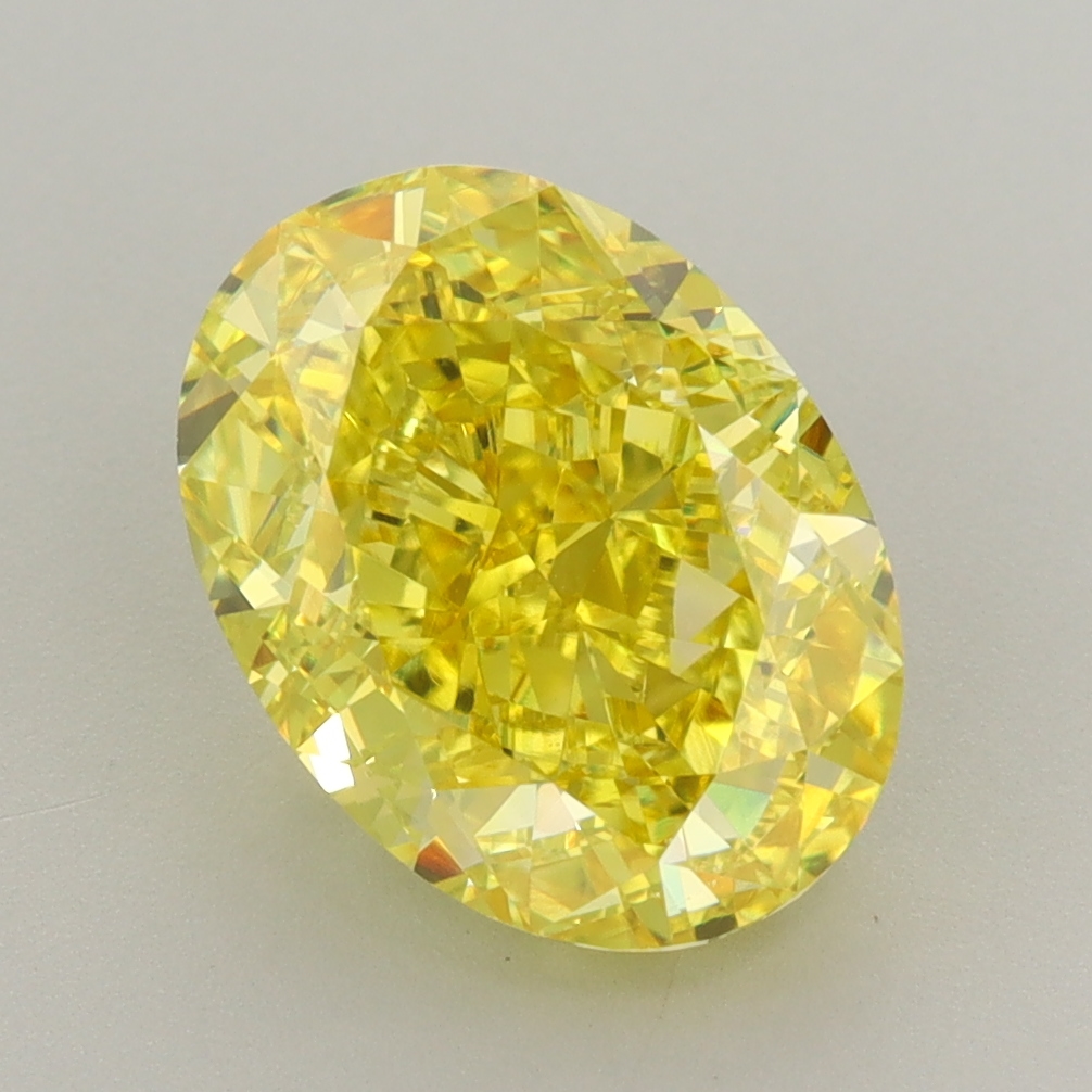 Oval 4.05ct Fancy Vivid Yellow VS1