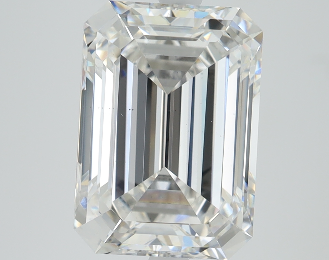 Emerald cut 5.02ct F VS1