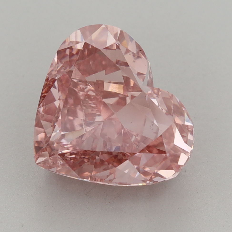 Heart 4.54ct Fancy Vivid Pink VS1