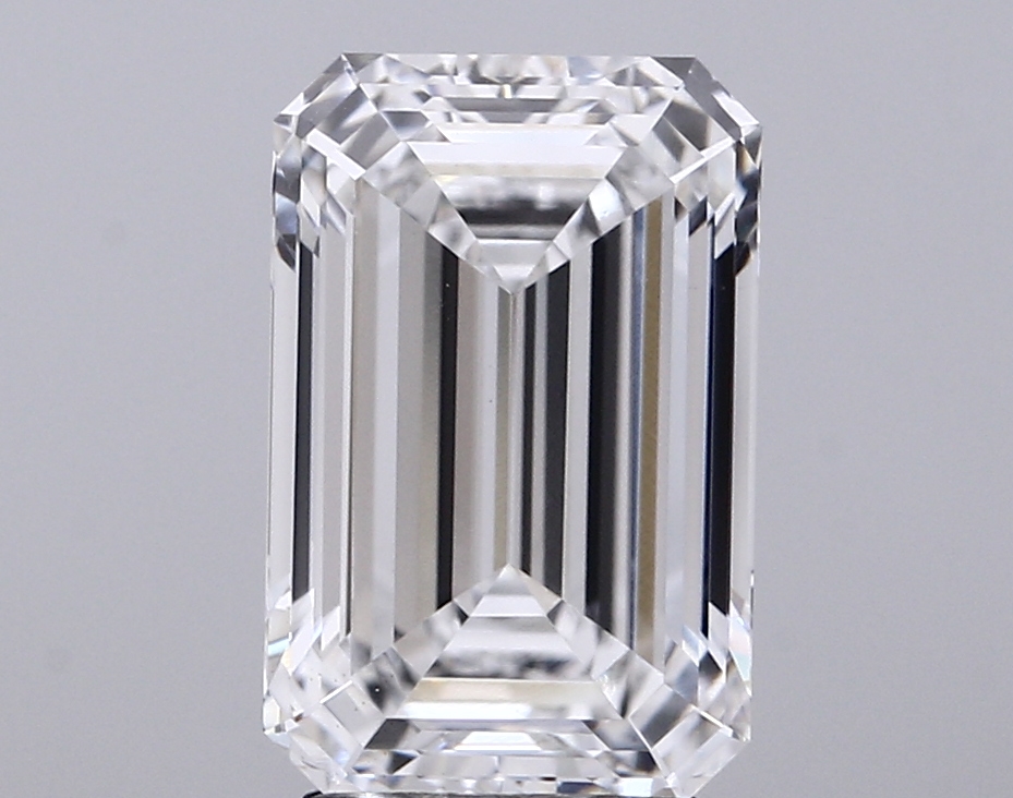 3.53 ct. emerald Lab Grown Diamond front image