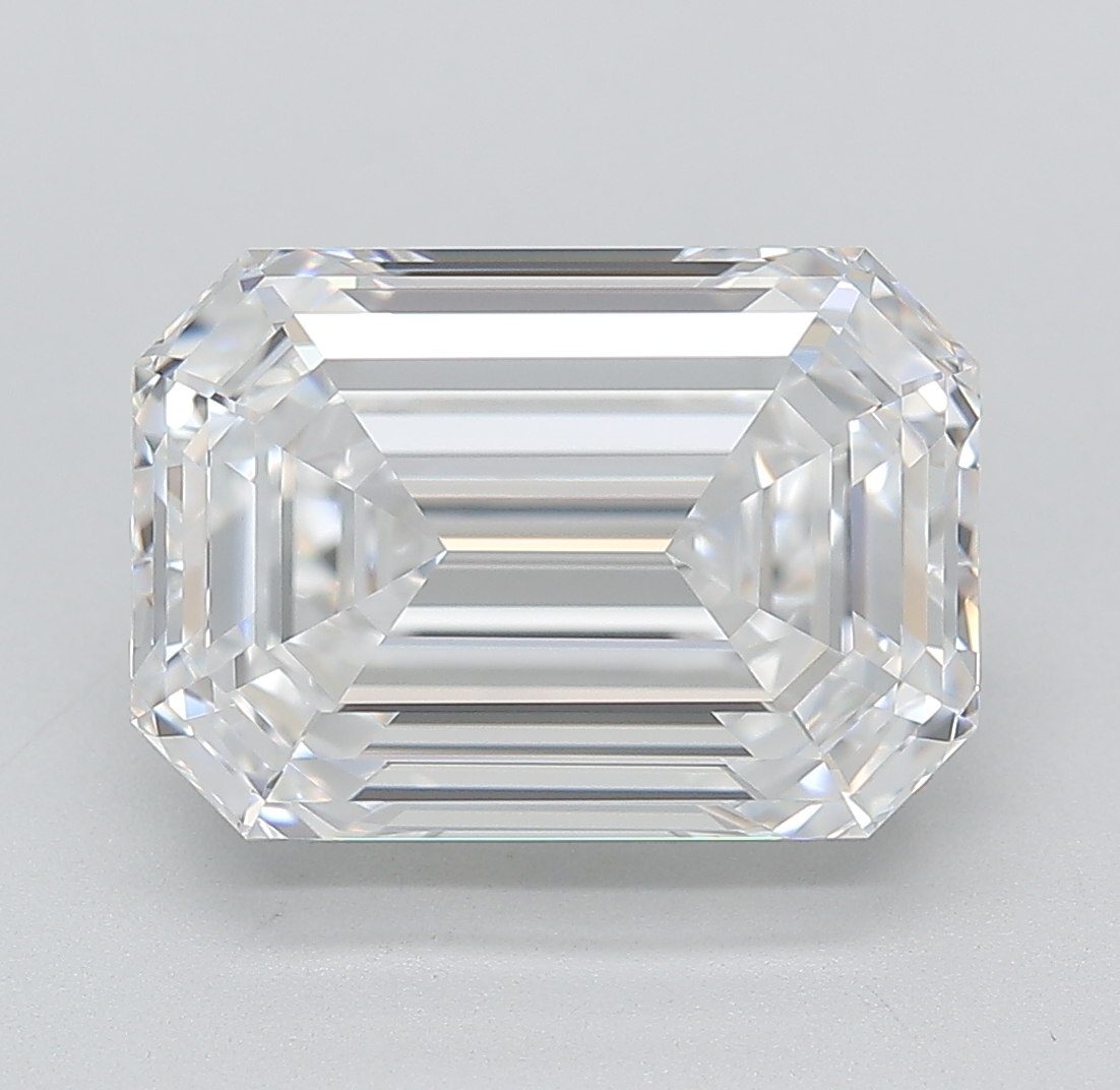 5.57 ct. emerald Lab Grown Diamond front image