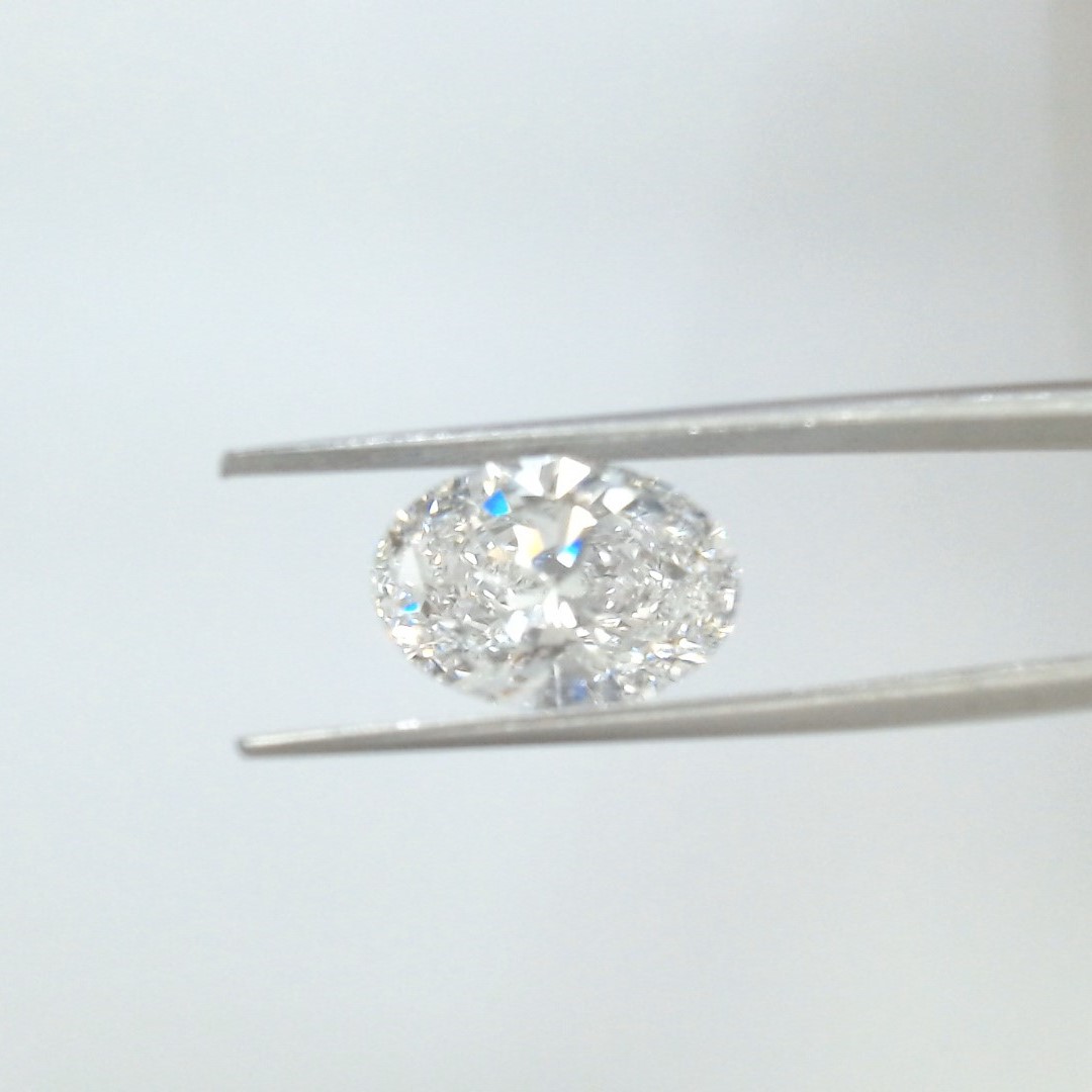 3.90 Carat Oval Cut D VVS1 Diamond - view 1