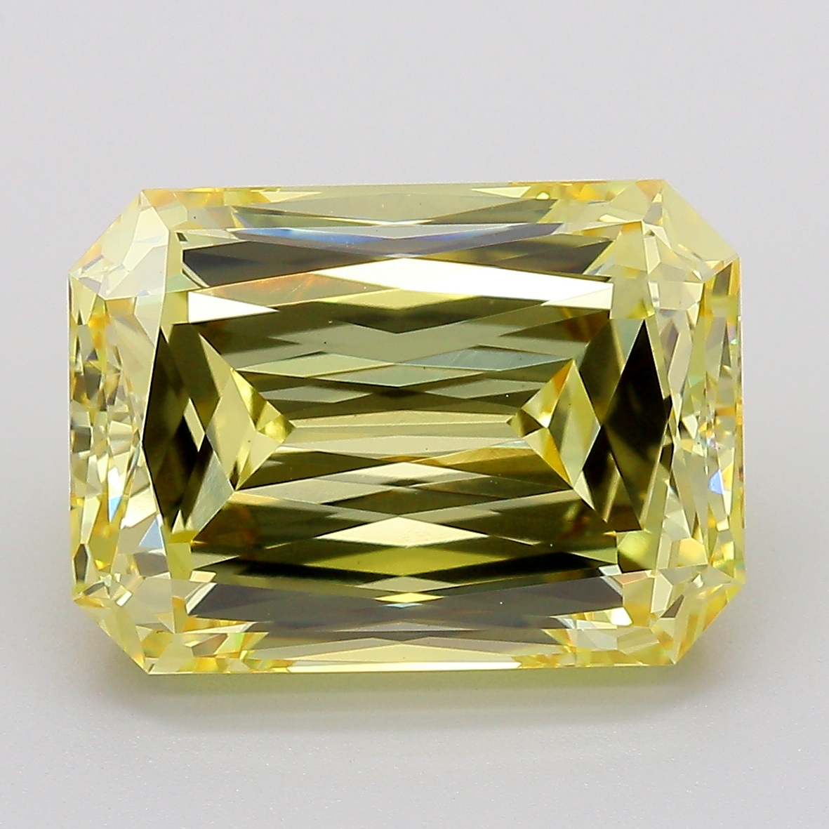 8.03ct Other Fancy Yellow VVS2 IGI