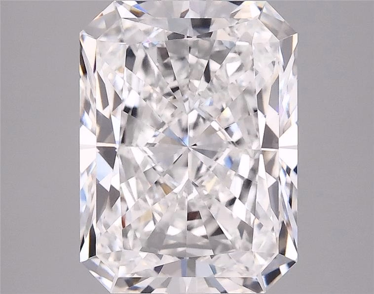 Radiant 4.28ct E VS1