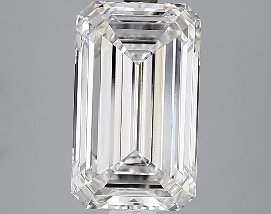4.10 ct. emerald Lab Grown Diamond front image