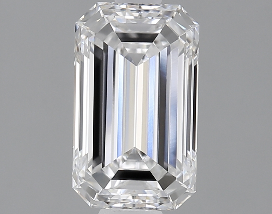 1.54 ct. emerald Lab Grown Diamond front image