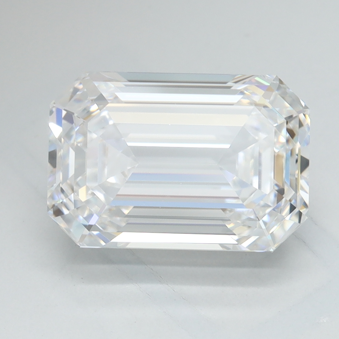 4.01 ct. emerald Lab Grown Diamond front image
