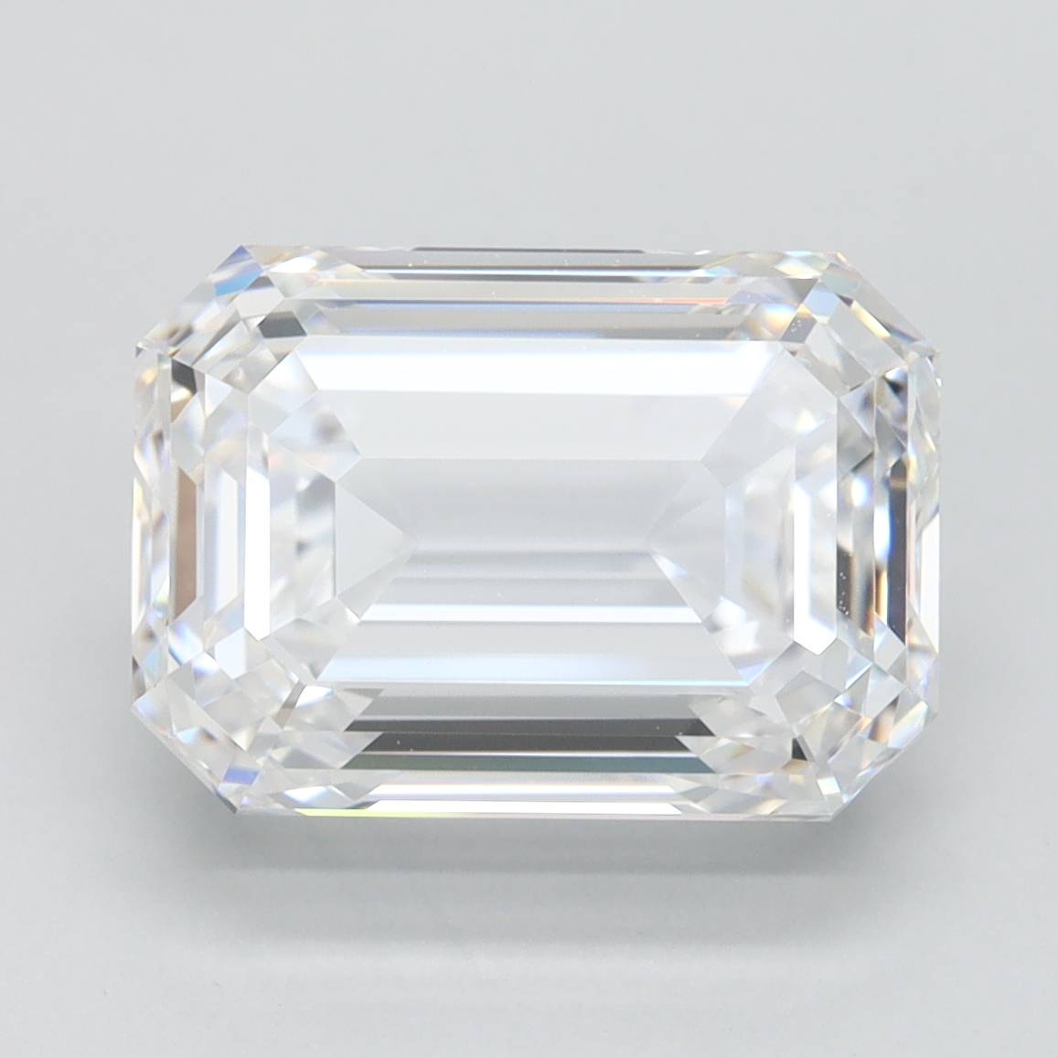 5.55 ct. emerald Lab Grown Diamond front image