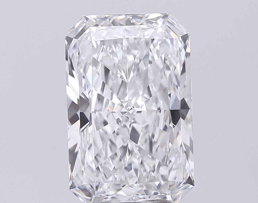 5.02 ct. radiant Lab Grown Diamond front image