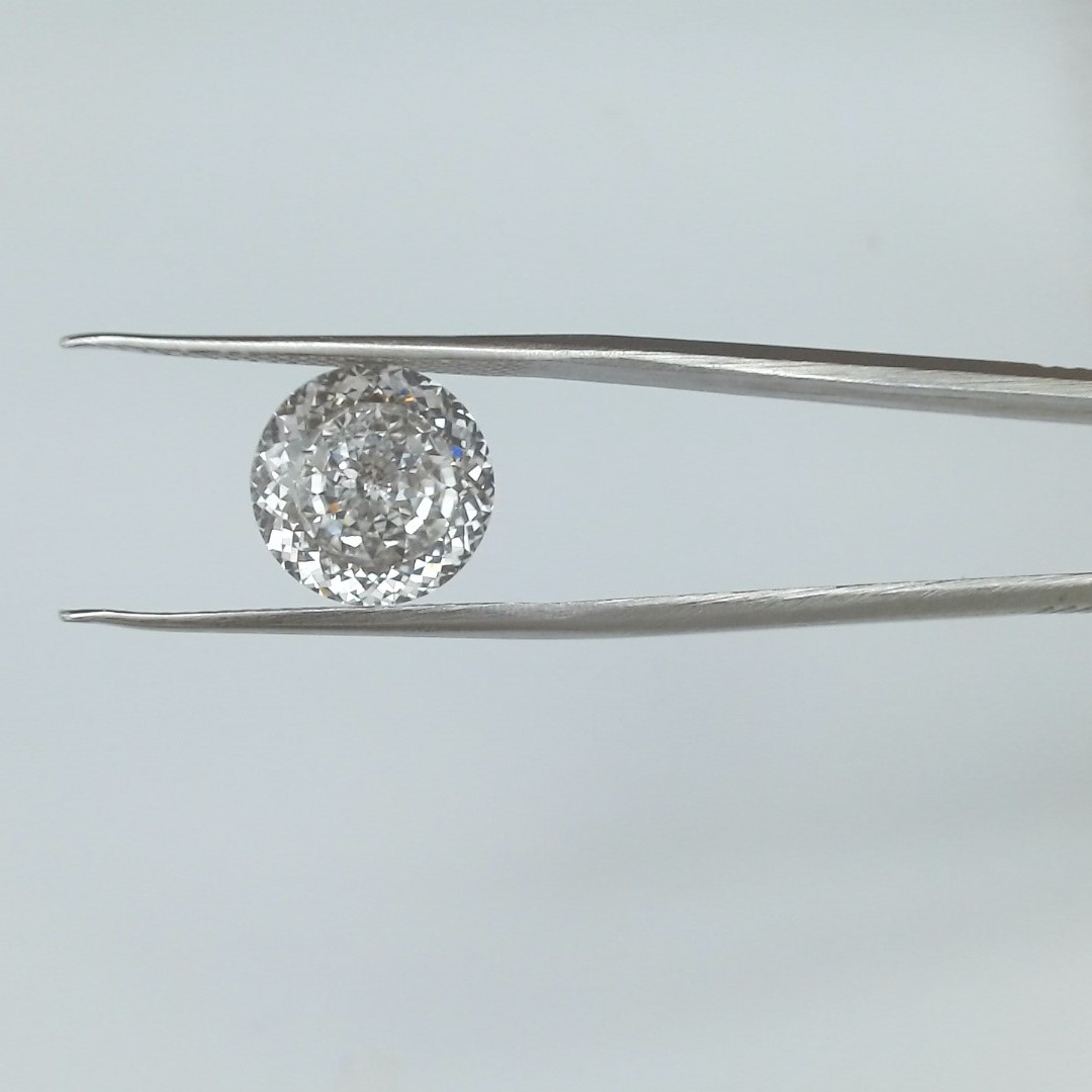4.54 Carat PORTUGUESE Cut D VVS1 Diamond - view 1