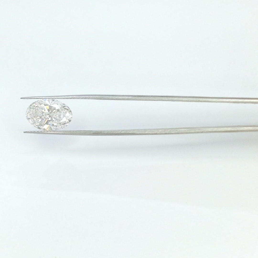 3.93 Carat Oval Cut E VVS1 Diamond - view 1