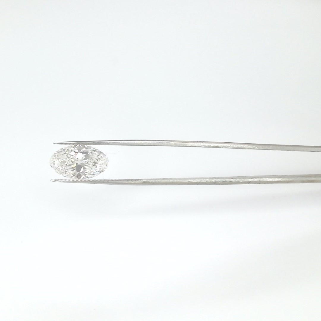 3.86 Carat MOVAL Cut E VVS1 Diamond - view 1