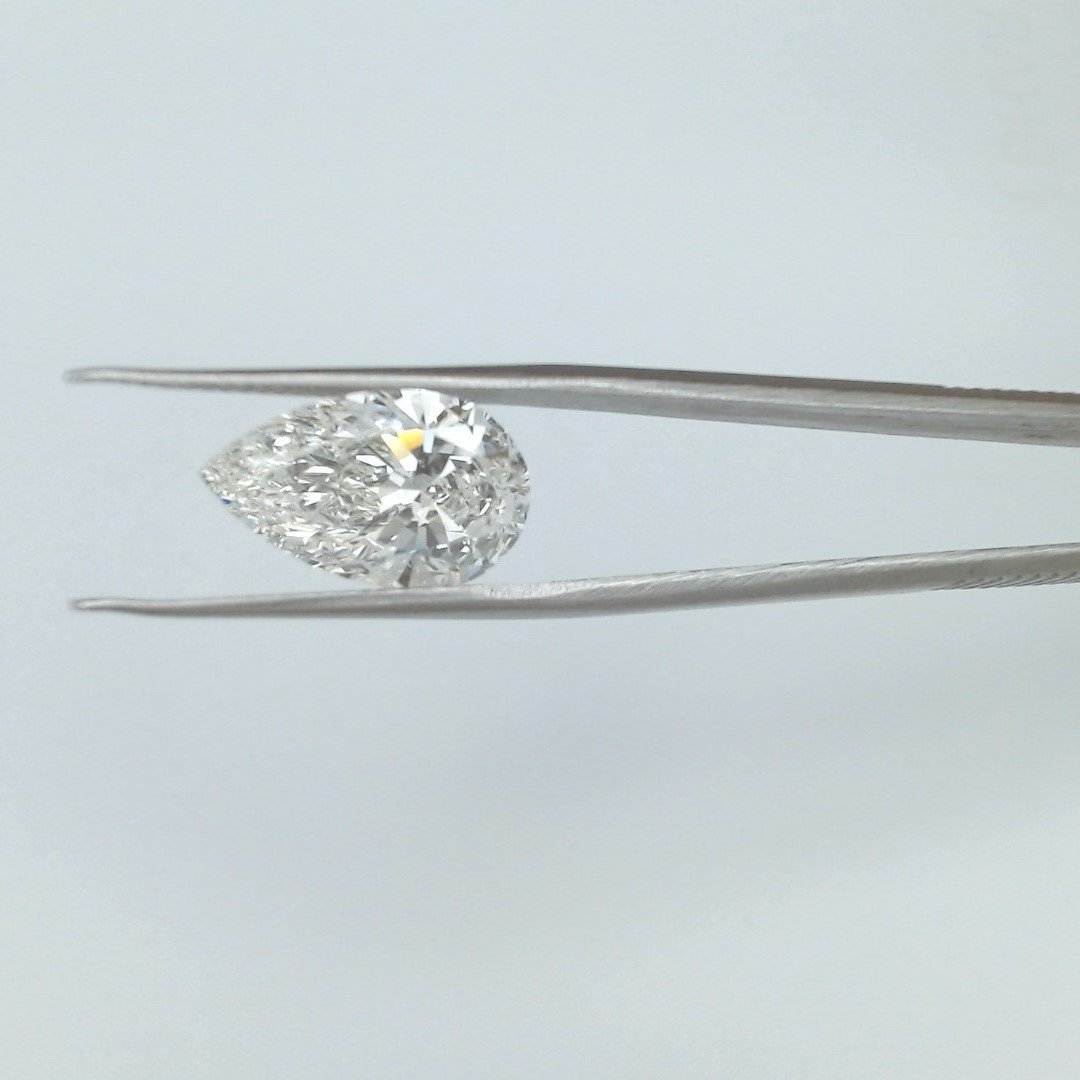 4.46 Carat Pear Cut F VVS1 Diamond - view 1