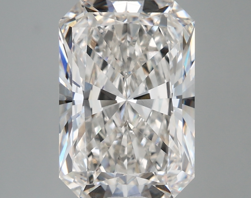 4.32 Carat Radiant Cut F VVS1 Diamond - view 1