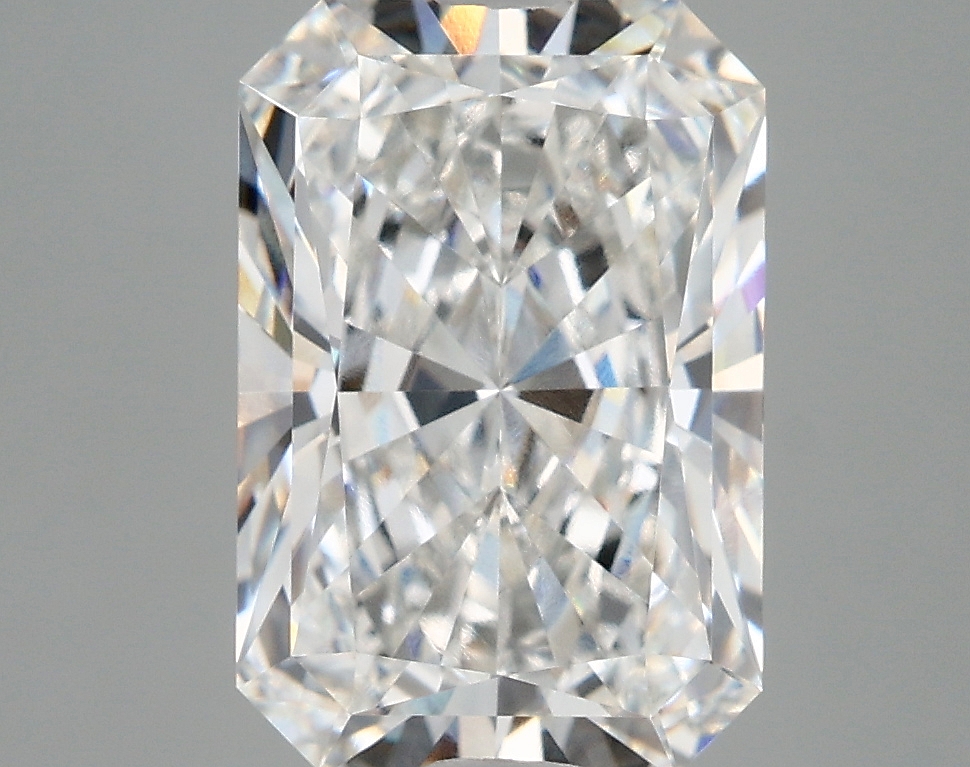 4.20 Carat Radiant Cut E VVS1 Diamond - view 1