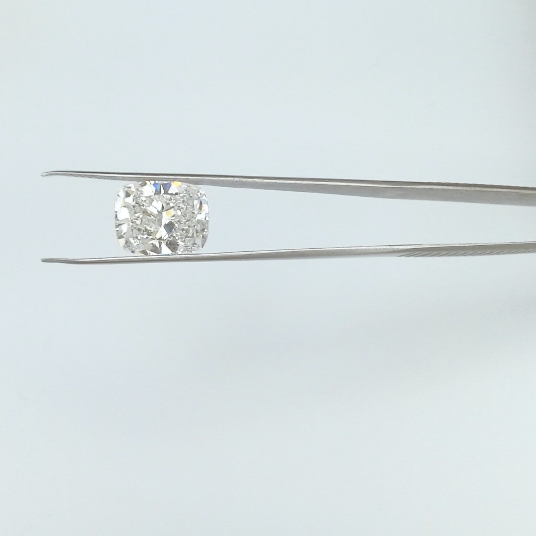 4.15 Carat Cushion Cut E VVS1 Diamond - view 1