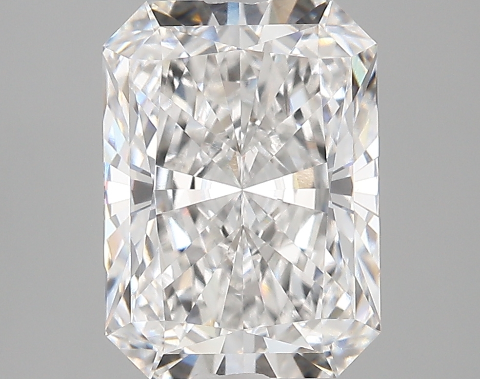 4.05 Carat Radiant Cut E VVS1 Diamond - view 1