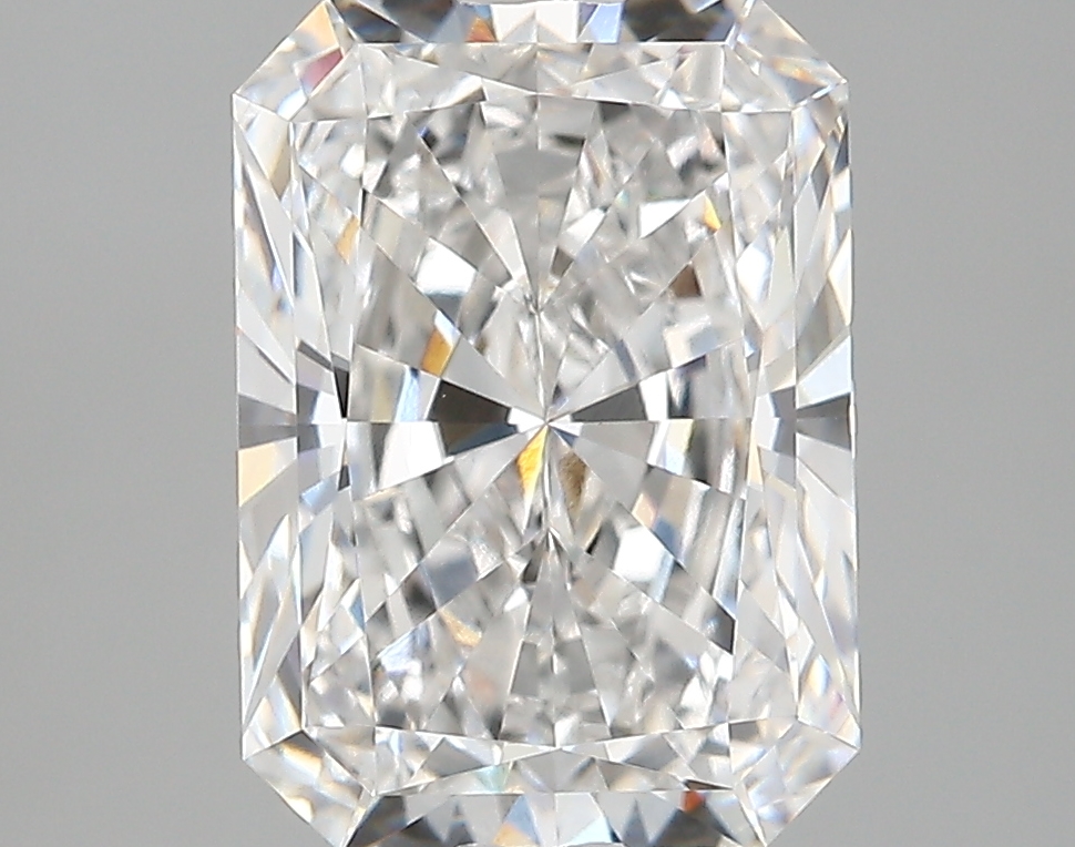 4.03 Carat Radiant Cut E VVS1 Diamond - view 1