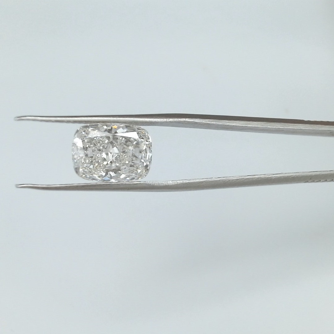 3.82 Carat Cushion Cut E VVS1 Diamond - view 1