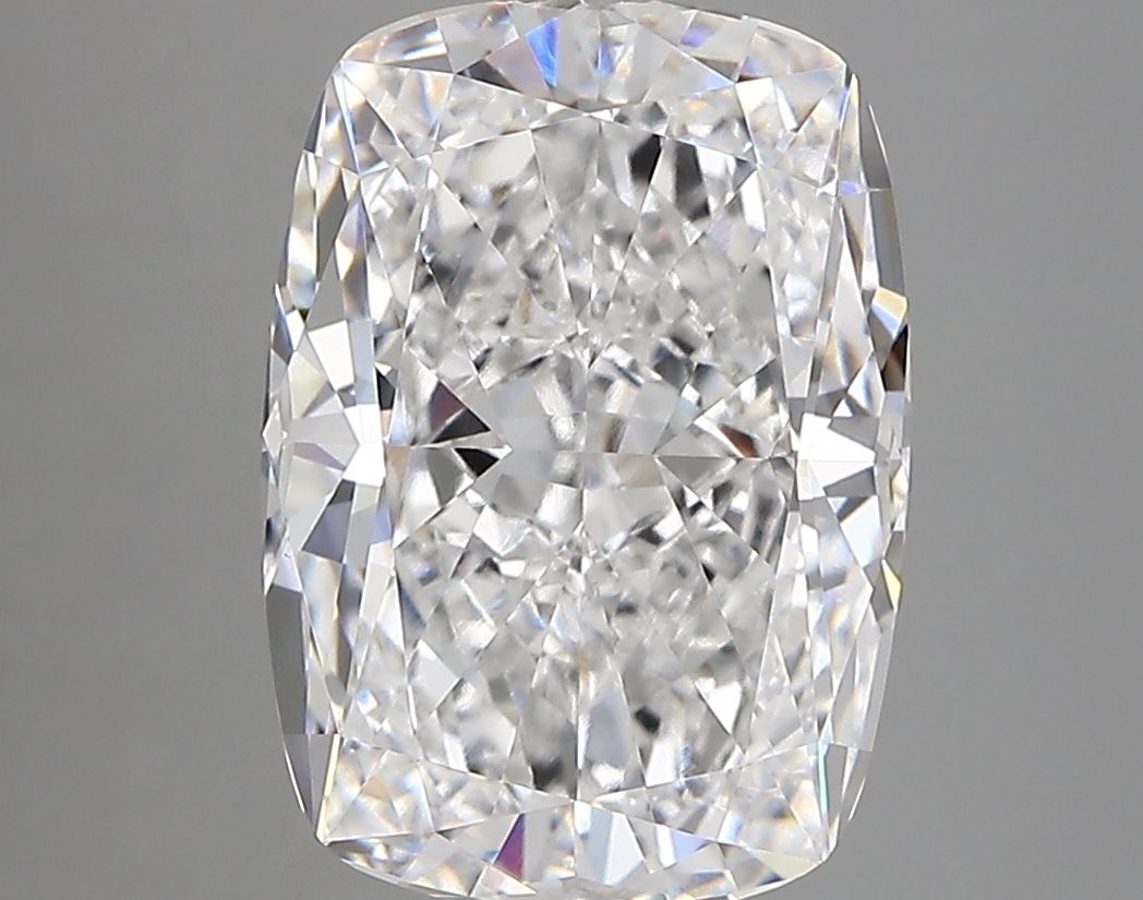 4.42 Carat Cushion Cut E VVS2 Diamond - view 1