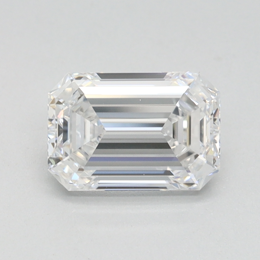 1.05 ct. emerald Lab Grown Diamond front image