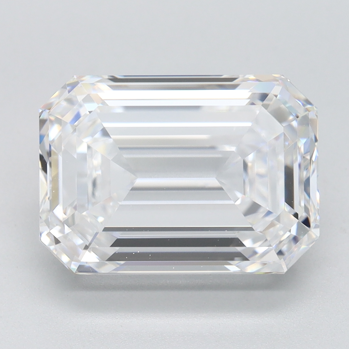 5.00 ct. emerald Lab Grown Diamond front image