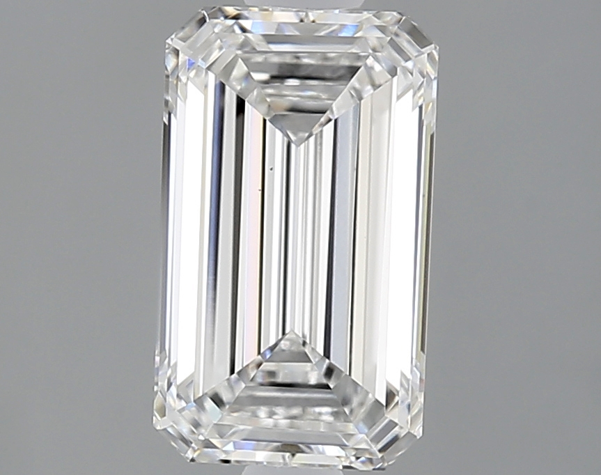 1.65 ct. emerald Lab Grown Diamond front image