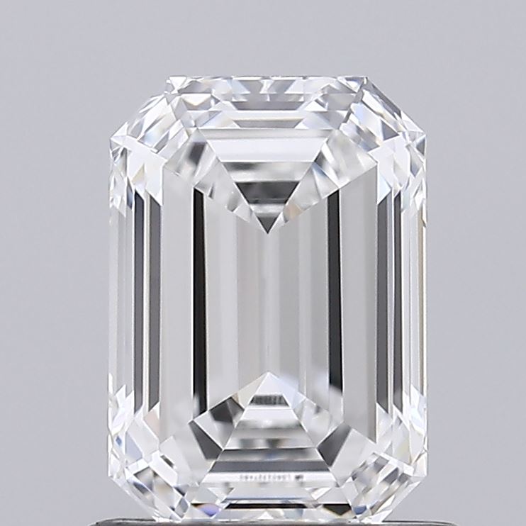 0.94 ct. emerald Lab Grown Diamond front image