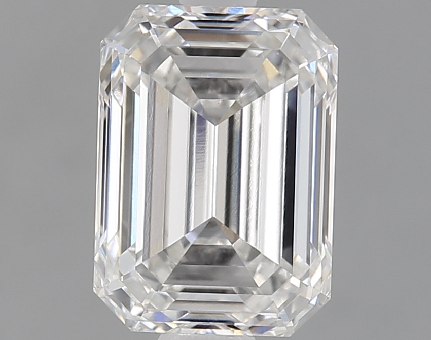2.03 carat e VVS2 EX Cut IGI emerald diamond
