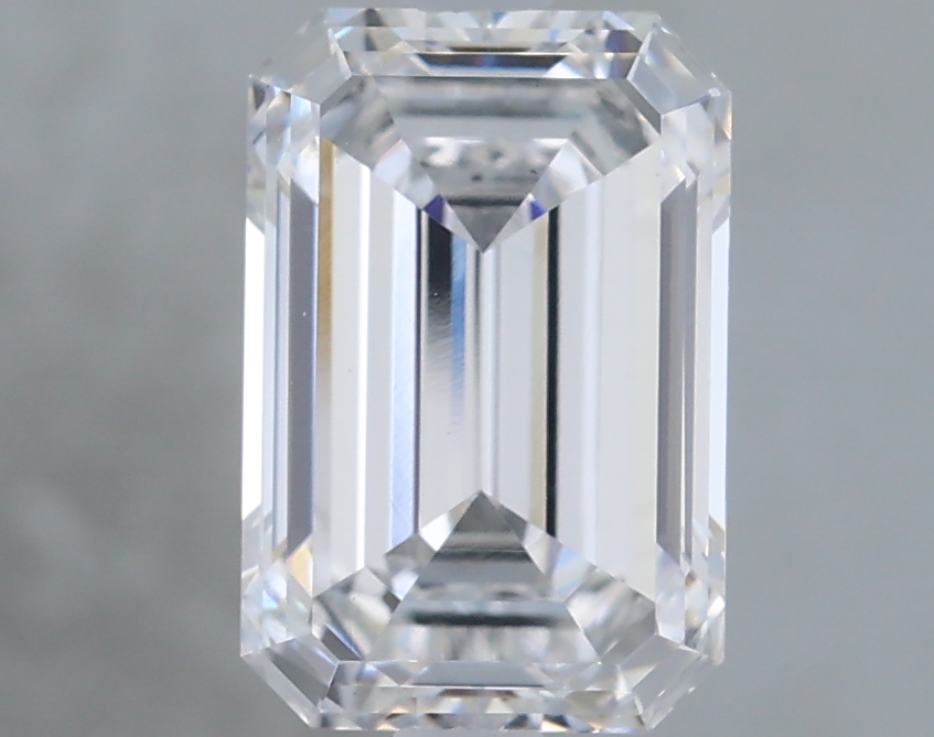 2.02 carat e VS1 EX Cut IGI emerald diamond